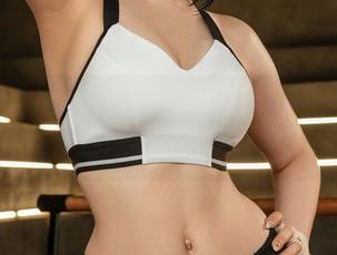 布莱尔与私房的交融,Alina Becker的合集里每一张都似乎在说话。