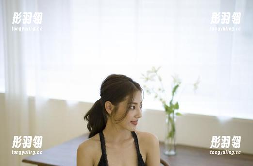 G.su(全智秀)随手拍的办公室美图，让我纠结到底是氛围出众，还是人更吸睛？