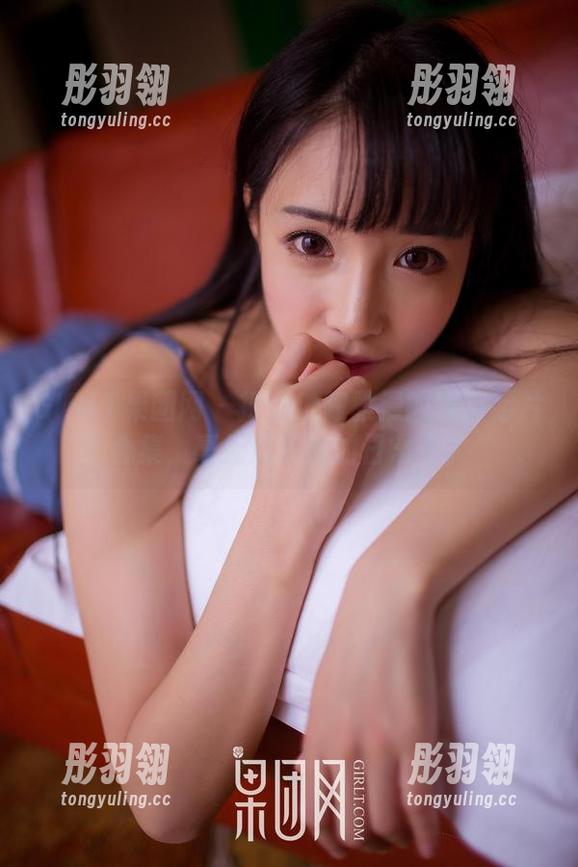 GIRLT果团网 - 捧场！陈雅漫的眼镜照片合集，毫无违和感的日常美。
