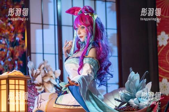 来瞅瞅KANEKO_咔喵的JK制服——原图献给你，下载自带开心术！