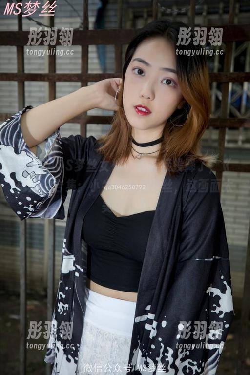MSLASS梦丝女神 - 我直接投降了，《雨晨的合集：小牛仔裤里的丝，这画面太美了。》