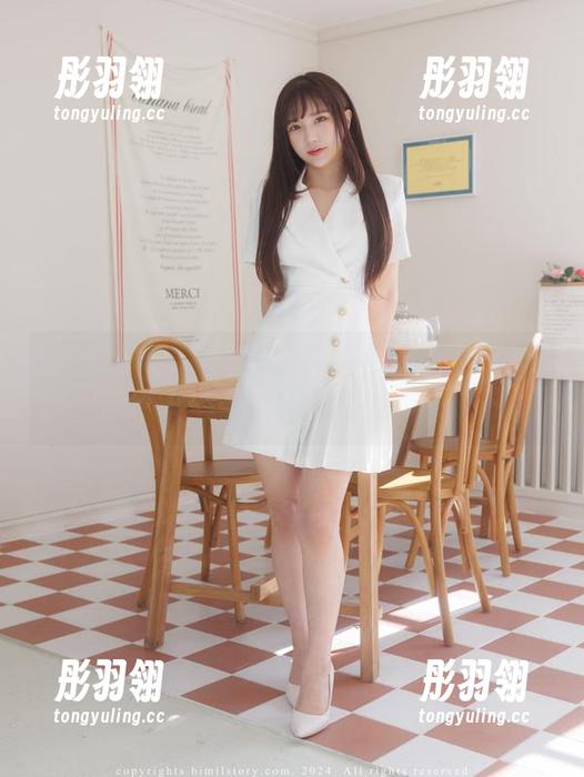 一件草莓内裤配上灯笼裤，Seoyool(서율)的写真集让人忍俊不禁