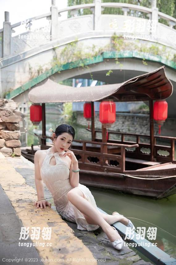 Xiuren秀人网 - 不只是天台：Angela小热巴私拍合集里的人更是画中人呢，唔...