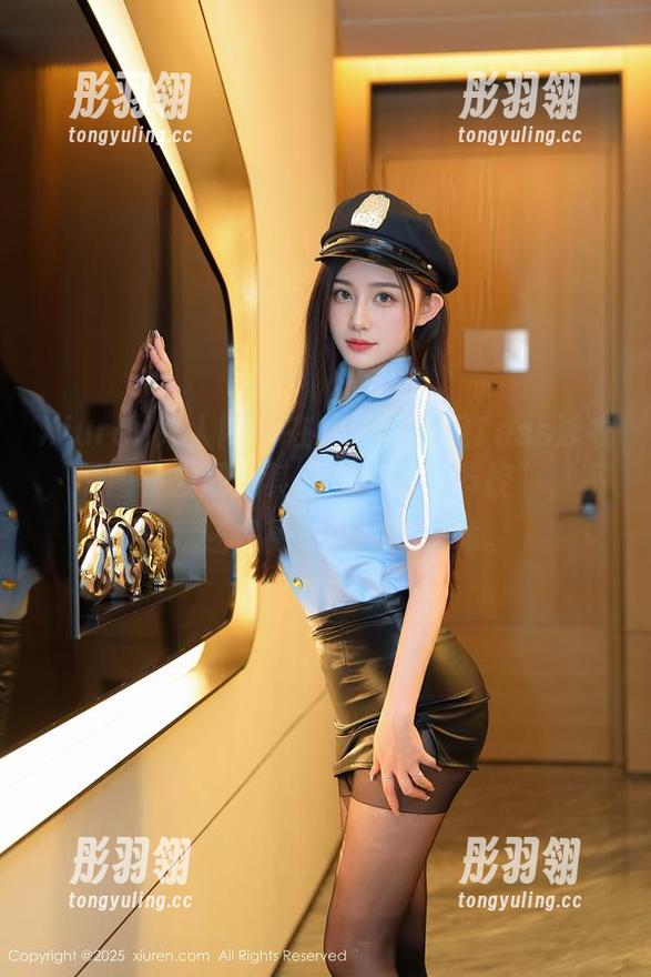 Xiuren秀人网 - 在线欣赏安妮Tess泳衣，原图我发现她其实是个“细节控”，不过我还是更关注她的整体。