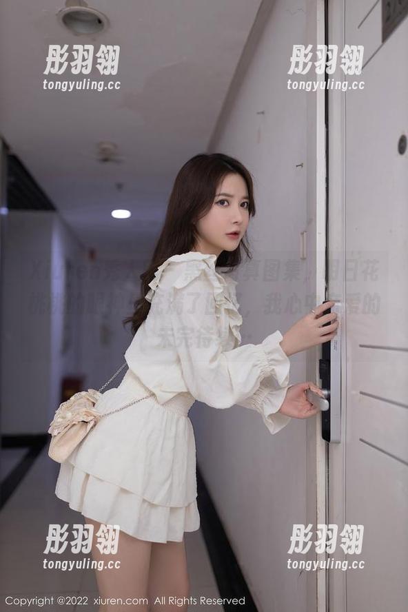 Xiuren秀人网 - 黑丝写真图集，明日花桃桃的眼神里充满了回忆，我心中亲爱的未完待续…