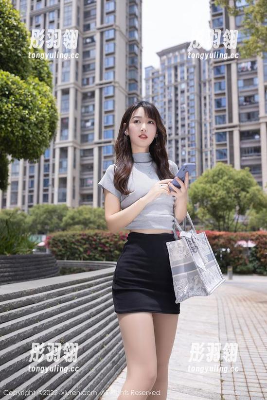 Xiuren秀人网 - 没见过如此爽口的萌白酱女孩套图，下载那种希望真不只是为了风景。