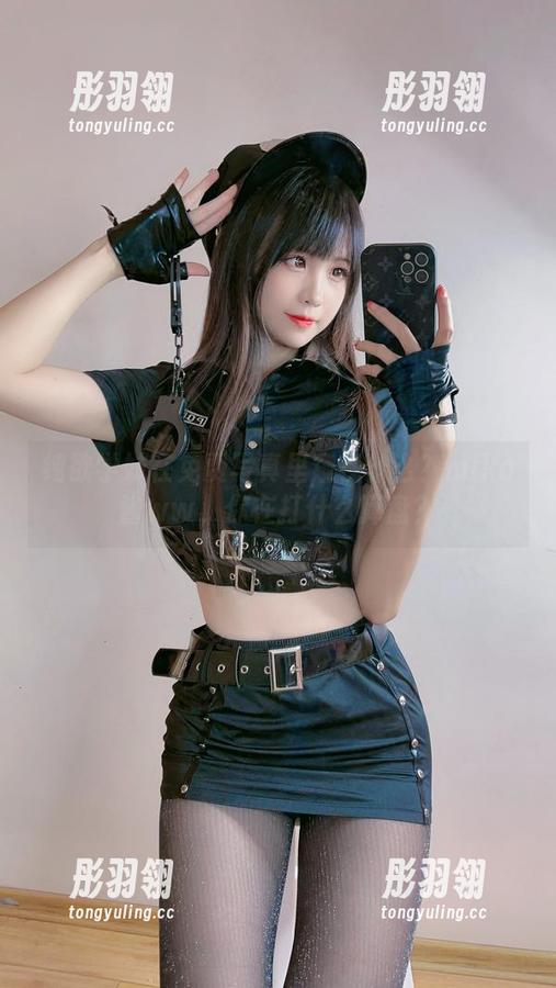 纯欲学妹在免费写真里窥视什么？miko酱ww，你在打什么算盘？