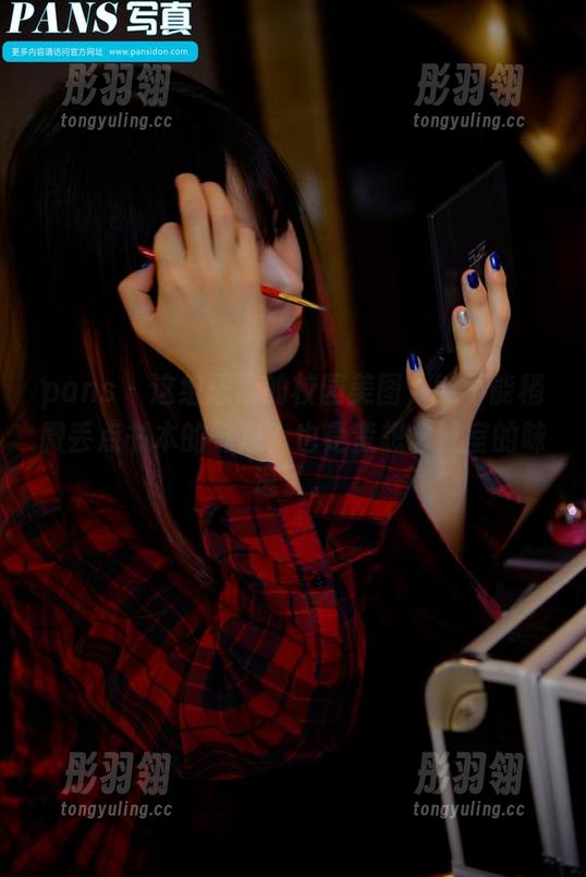 pans - 这组思思的校园美图，能不能稍微丢点书本的气息？也是蛮想念教室的味道了。
