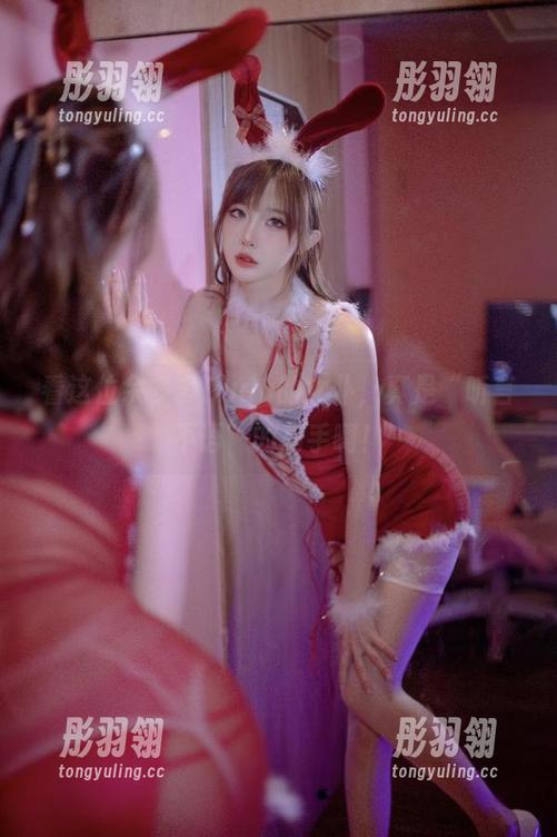 看这位余多多Dudu的女仆，真是“听言不语”的高手啊！