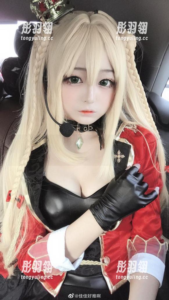 佳佳好难啊化身少女：最新作品集带你嗨翻天！