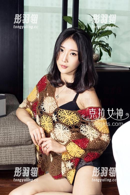 克拉女神 - “王睿”的夏日写真，这才是我想要的原图，外加一嘴冰淇淋的图集！