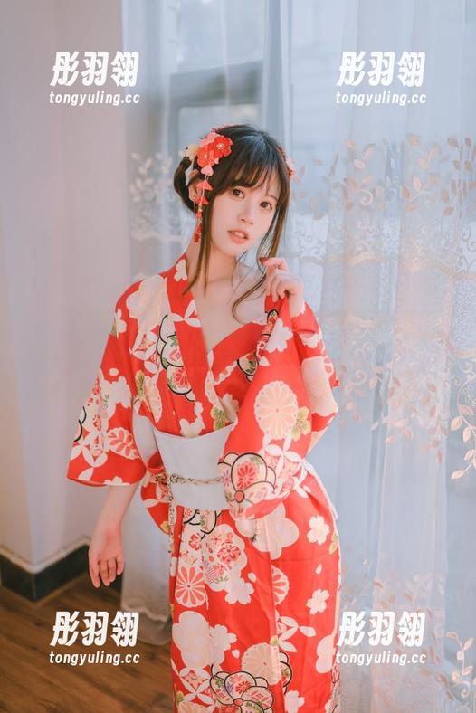 千反田鹿子的白色世界，套图一次性看够，快速渗透。