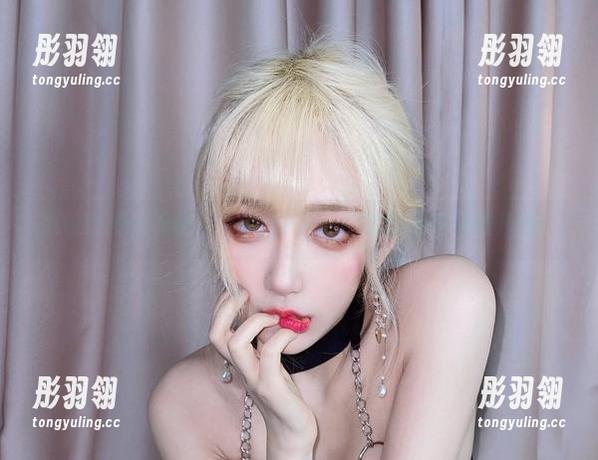别说我没告诉你，啾小妍Deer的套图现在免费开放！