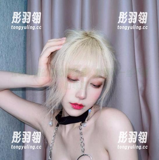 在啾小妍的甜心作品里，找到了一丝不甜的味道？