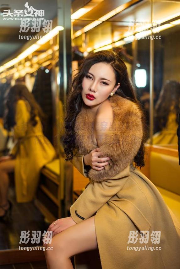 头条女神-大悦悦 头条女神 - 体操服也能穿出韵味啊?大悦悦定制图集让我开启新视角。