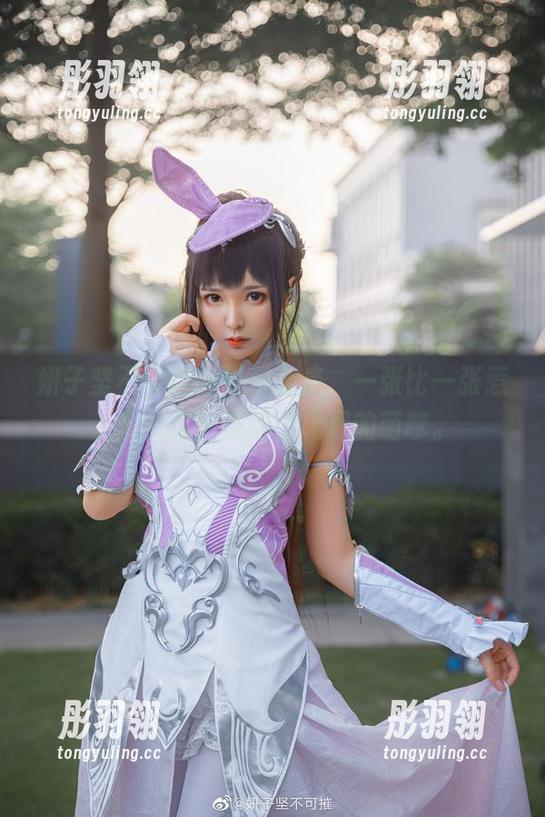 妍子坚不可摧的可爱合集，一张比一张惹人怜，似乎在透出无尽的萌嗲。