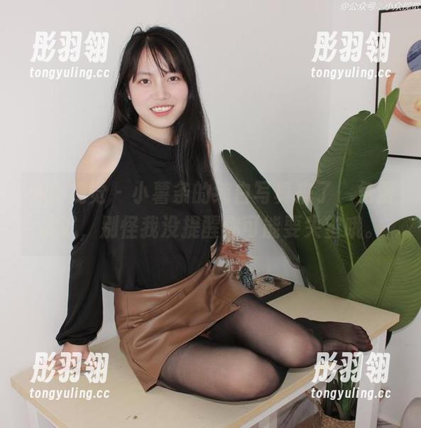 小众视觉 - 小薯条的纯白写真来了，免费试试，别怪我没提醒你可能要失望哦。