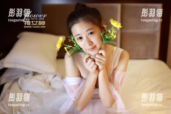 推女神 - 施忆佳万圣节的最新作品，今晚你有“怪”想法吗？
