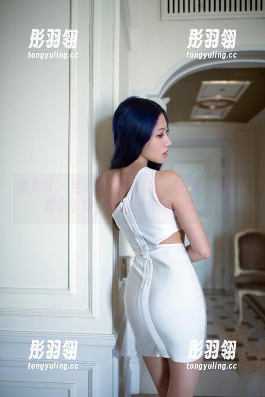 推女郎 - 当家里变成秀场：吻熙在线揭秘居家小物，高清发布绝不坑人！