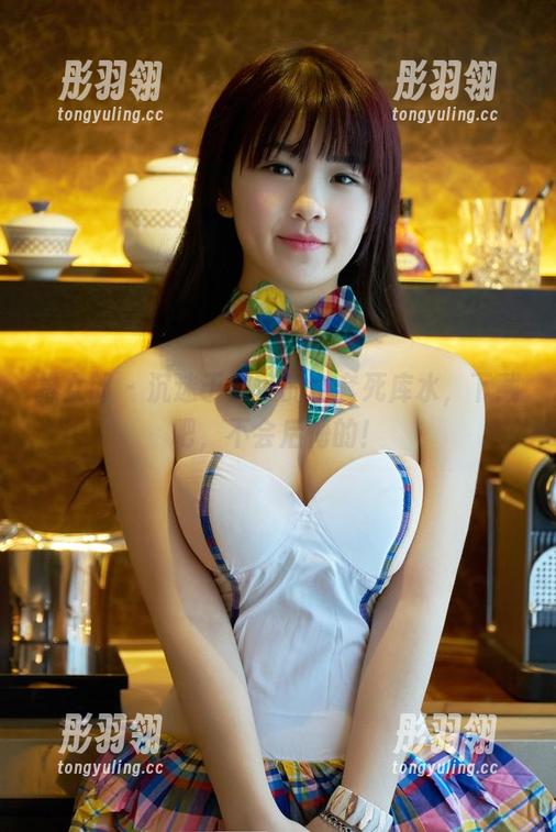 推女郎 - 沉迷于黄可的全套死库水，下载吧，不会后悔的！