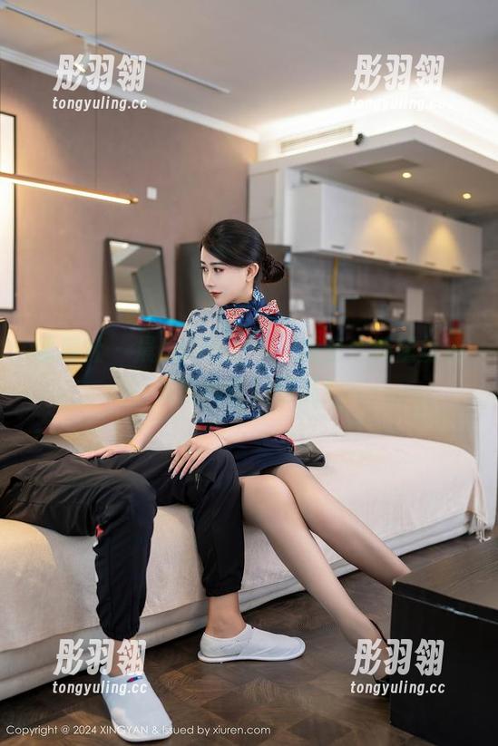 星颜社 - 晨晨Cherry大揭密：裤里丝和美图的奇妙邂逅！