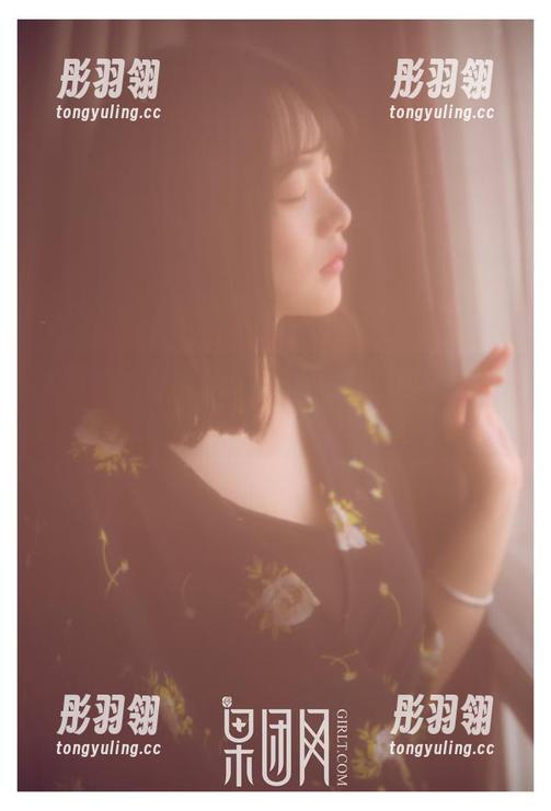 果团网 - 套图出炉，周妍希女仆造型，难道是要开始做女王？