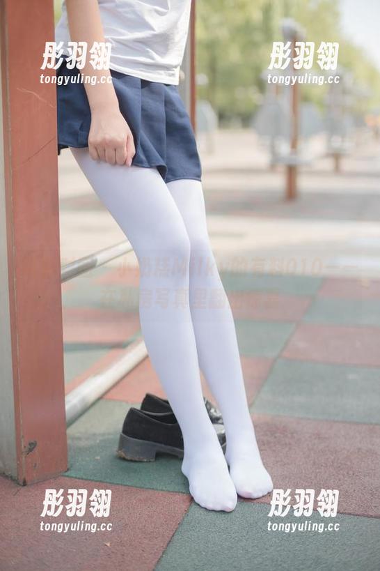 森萝财团 - 小奶糕Milky的有料010——在私房写真里翻出惊喜