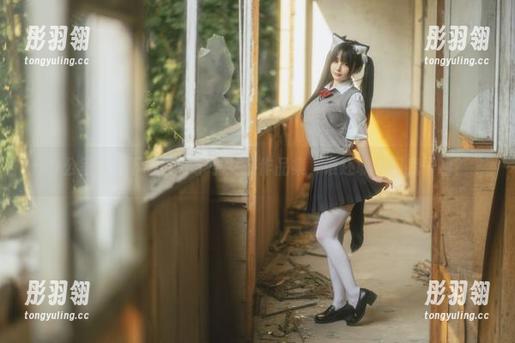 办公室默默下载樱井宁宁女孩作品集，谁还敢来问我干嘛？