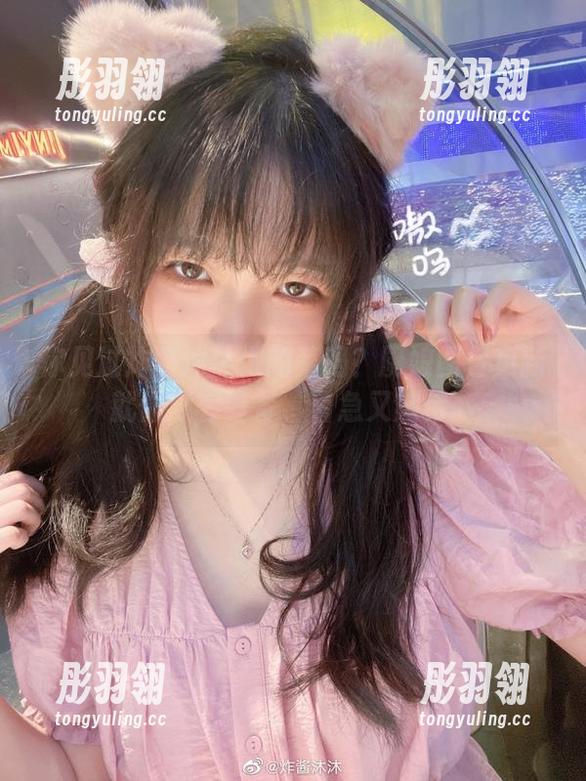 你见过炸酱沐沐做的菜吗？厨娘图包更新就像顾客等餐，着急又期待。
