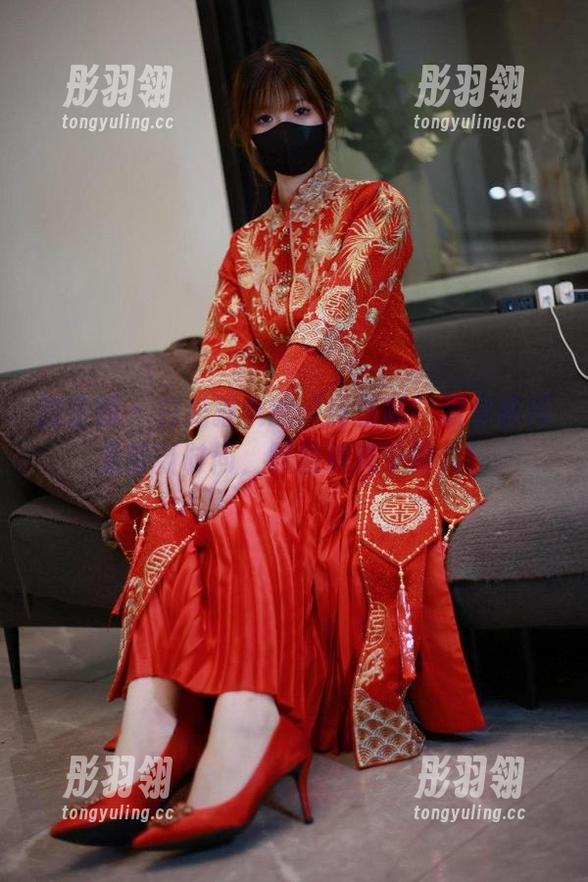 微密圈 - 白龙猫女的“库里斯”职业装真是最新时尚，原图满满干劲儿！
