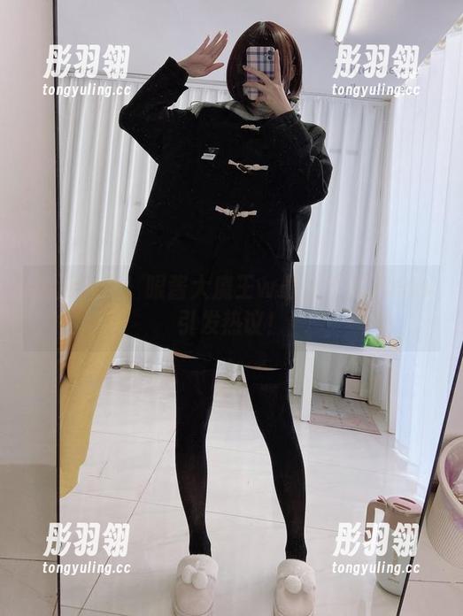 脑洞大开！眼酱大魔王w最新比基尼cos引发热议！