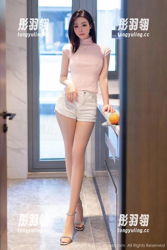 秀人网 - 冲着免费的资源去看周于希Sally的黑白，没想到似乎上了点瘾…
