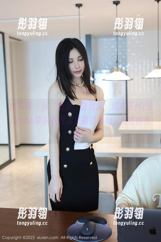秀人网 - 从‘单身’到双人，糯美子MINIbabe带你在图库里高能奔跑，高清的象征！
