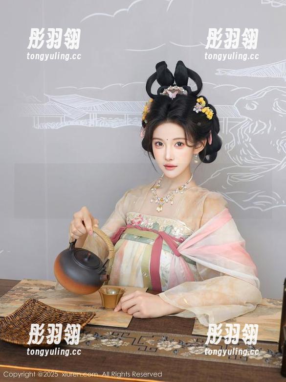 秀人网 - 最新的黑麦子红裙套图，准备好看自己无法描述的东西了吗？