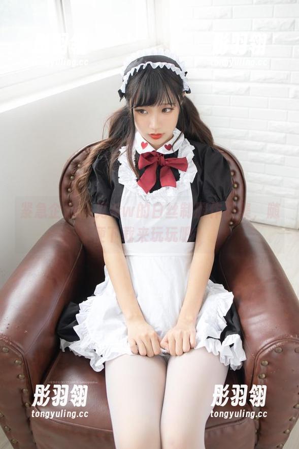 紧急企划 - 见希w的白丝制服作品集，随便下载来玩玩吧？
