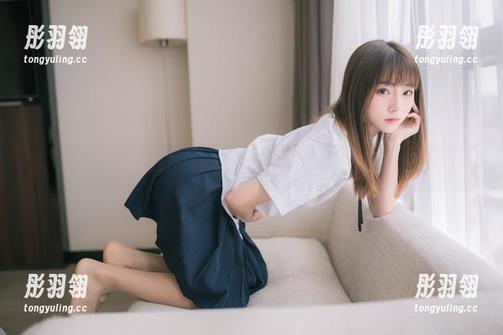 绮太郎 不一样的纯白在绮太郎的美图图包里,大胆又懵懂。