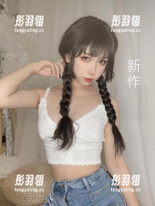 一件“旗袍”的图片，里面的芋圆侑子，分分钟把我带入了古典与现代的时空交错。