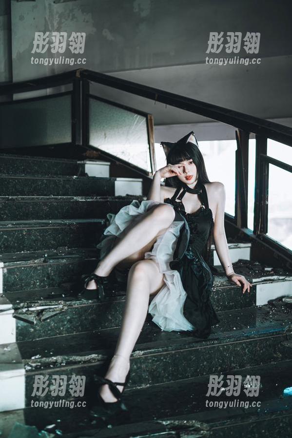 落落Raku与SuccubusBar的不解之缘，COS的氛围完全迷住我！