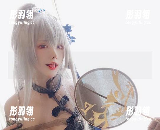 起司块wii的写真合集，这“魅魔”的vibe，让我一时间难以移开目光。
