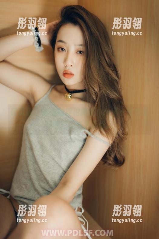 轰趴猫 - 曲曲的旅拍图集，分享一些你从没想过的奇葩画面。