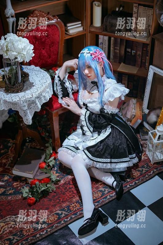阿九从不咕咕(九言)写真：丽莎，一次氛围的完美融合，真让人想多停留。